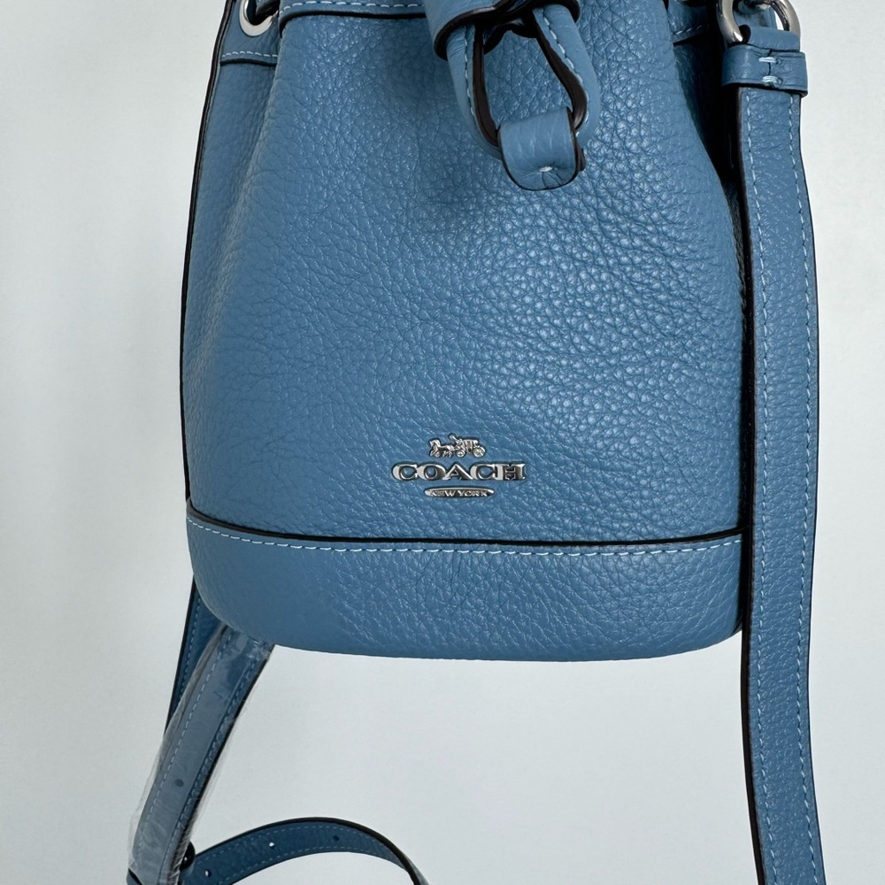 Coach light blue bucket bag
NWT prestine condition
Original price $328